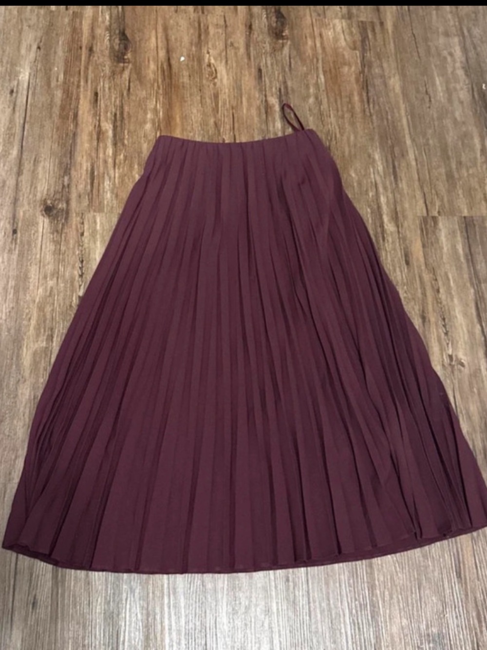 Pleated Midi Skirt in Plum Purple XS